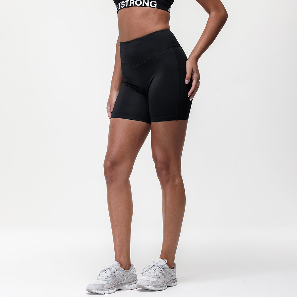 Motion High Rise Biker Shorts - Black Onyx