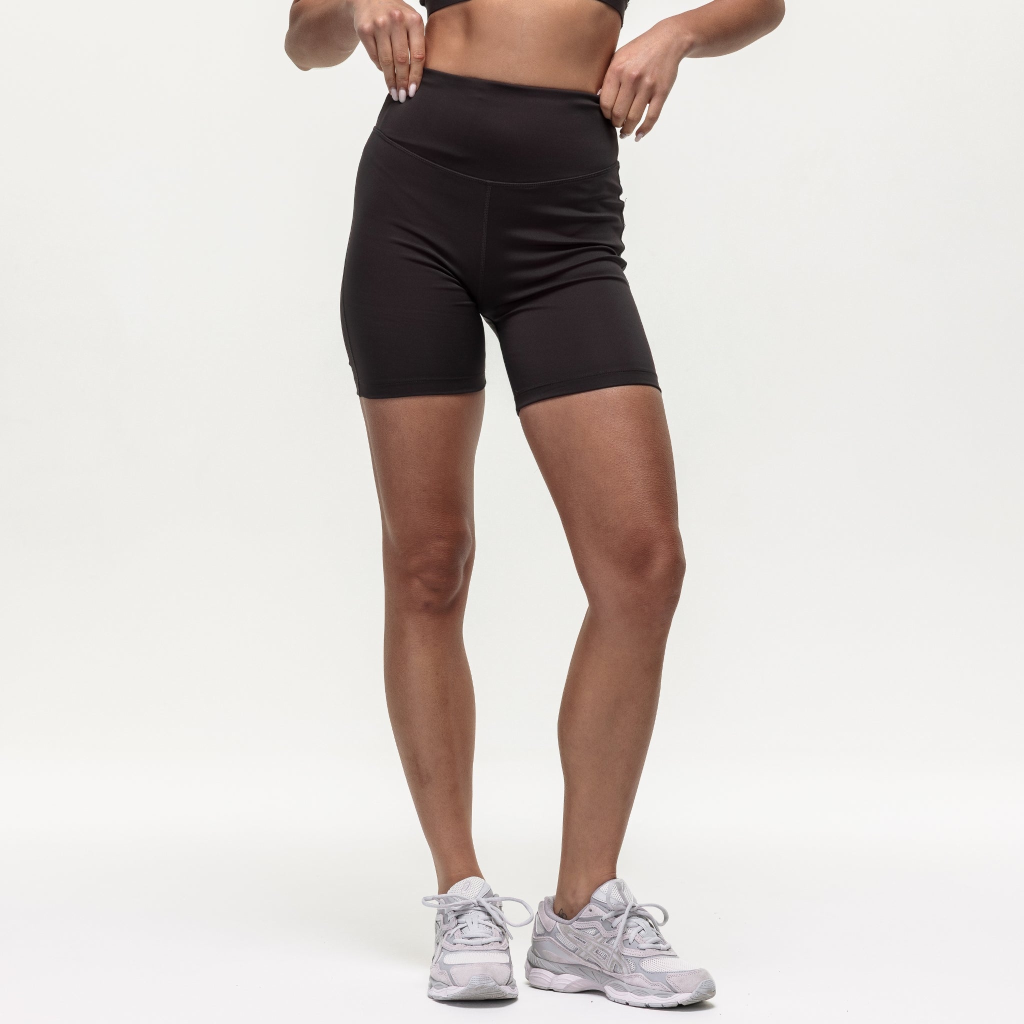Motion High Rise Biker Shorts - Cocoa