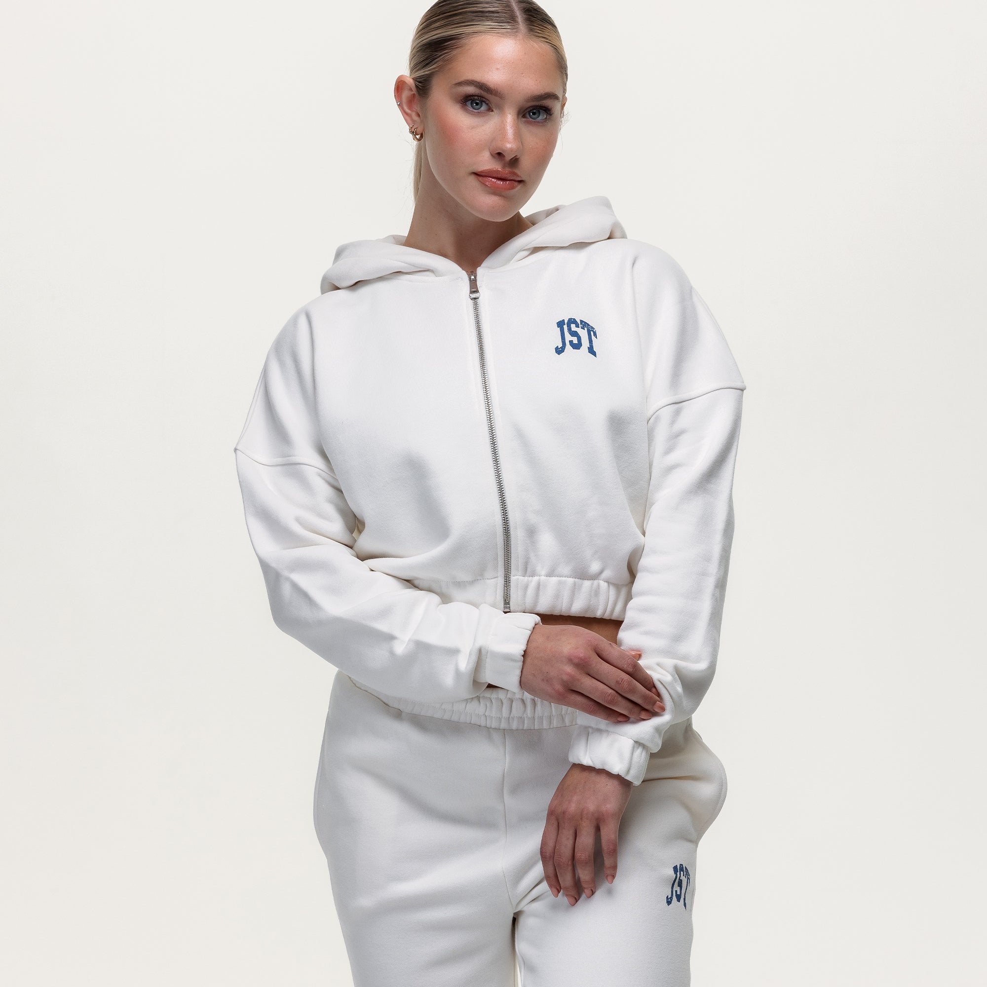 Training Club Crop Zip Up - Vintage Stone