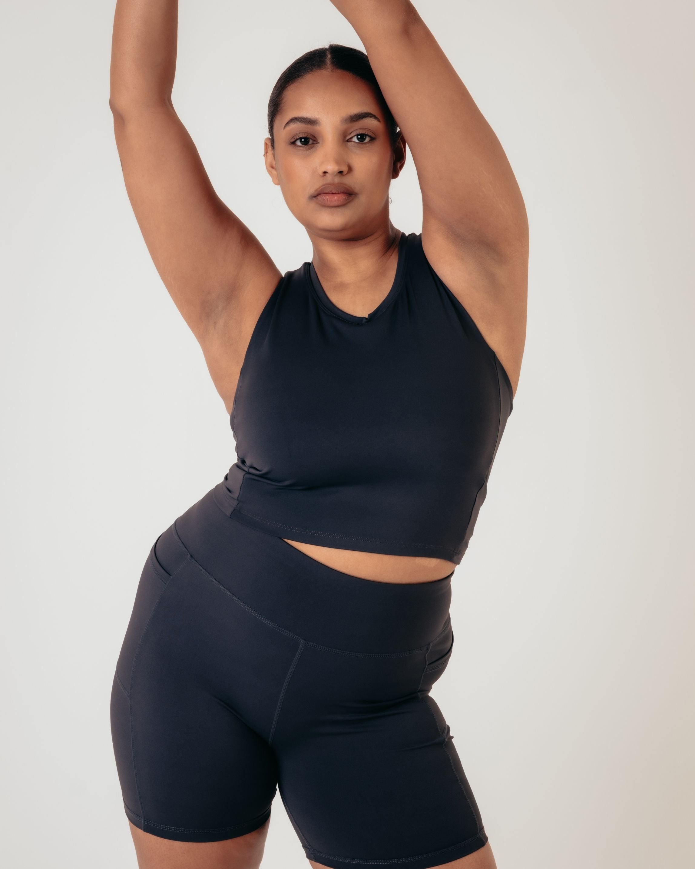 Training Crop Tank - Black