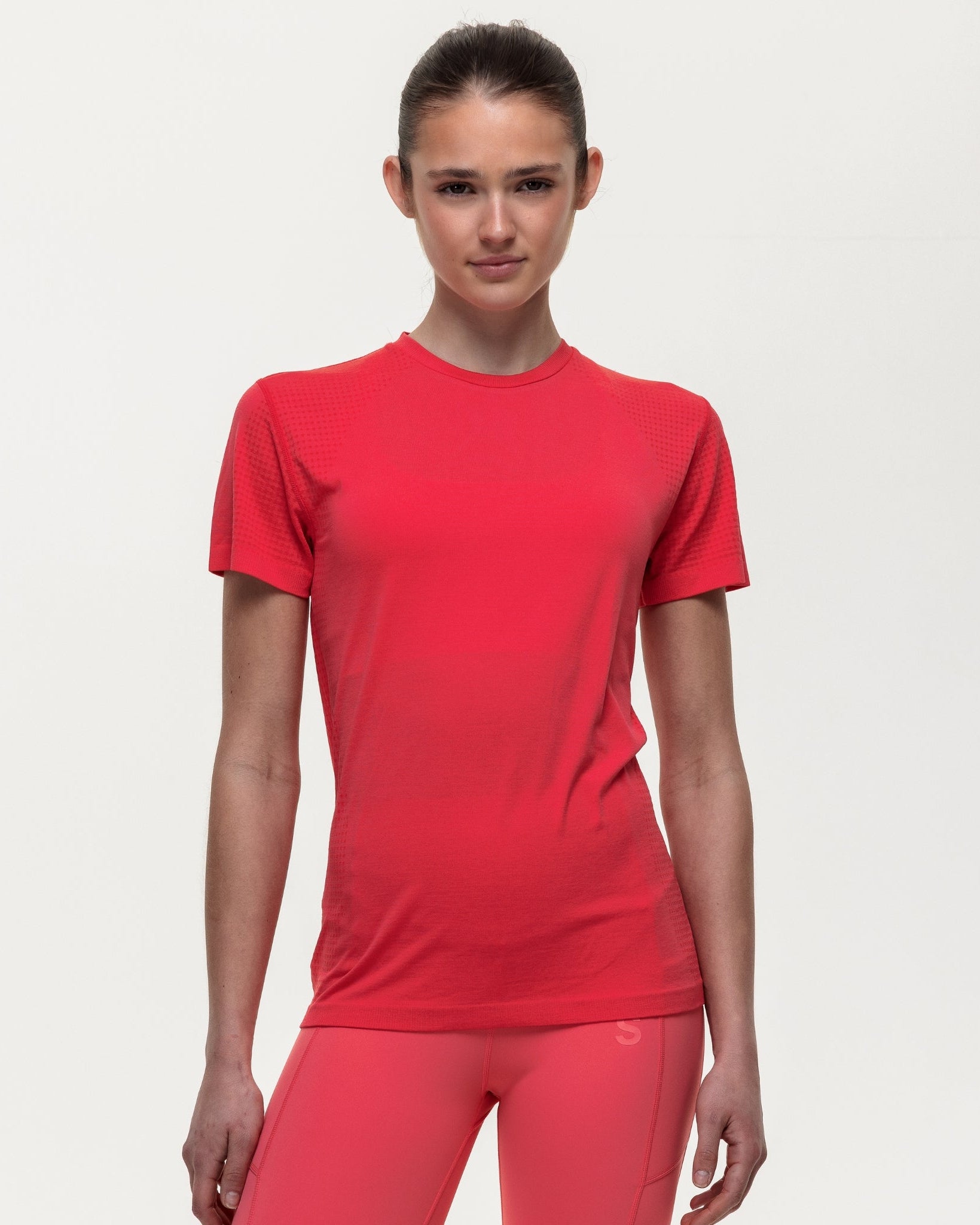 Seamless Performance Training Tee - Coral